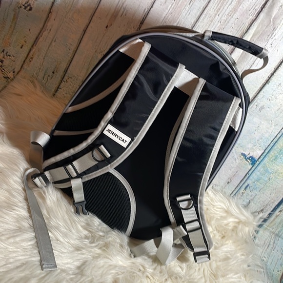 Jerrycat Pet Carrier Backpack - Picture 3 of 5